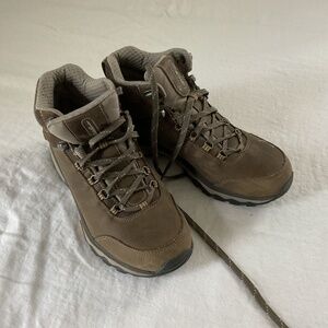 EUC Eddie Bauer Midlite Weatheredge Waterproof Hiking Boots
